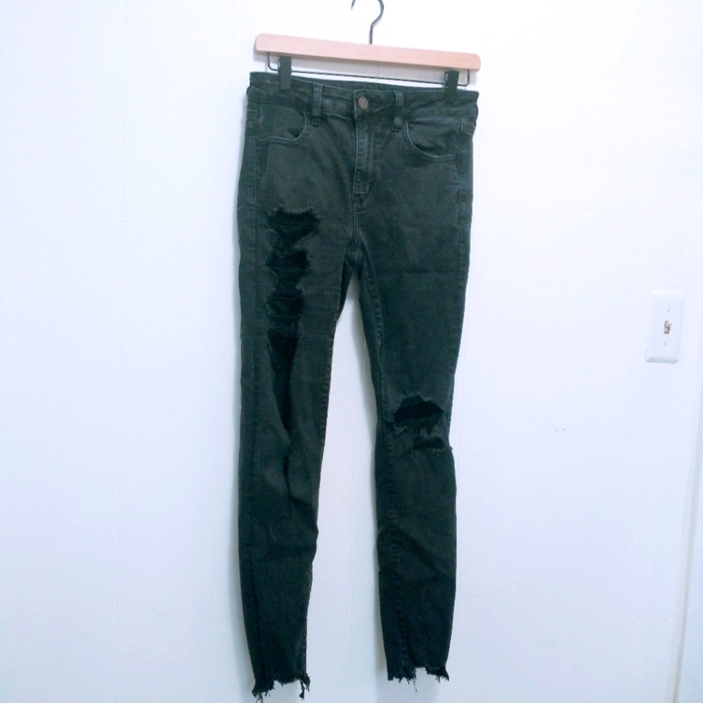 Hi rise jeggings American eagle ripped